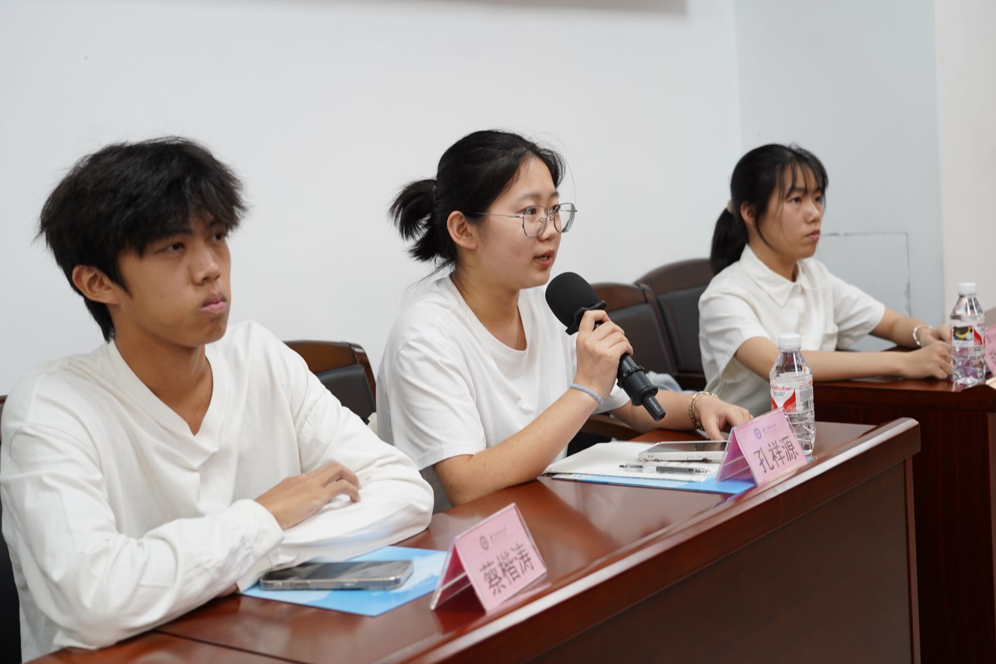 72B60F8360EA50B3AFF91C4D0B3_7D1E868D_2C412