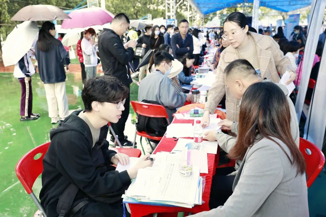 C796CFA77A34BD9C24FD800338B_6AEE5FF4_2092E C796CFA77A34BD9C24FD800338B_6AEE5FF4_2092E