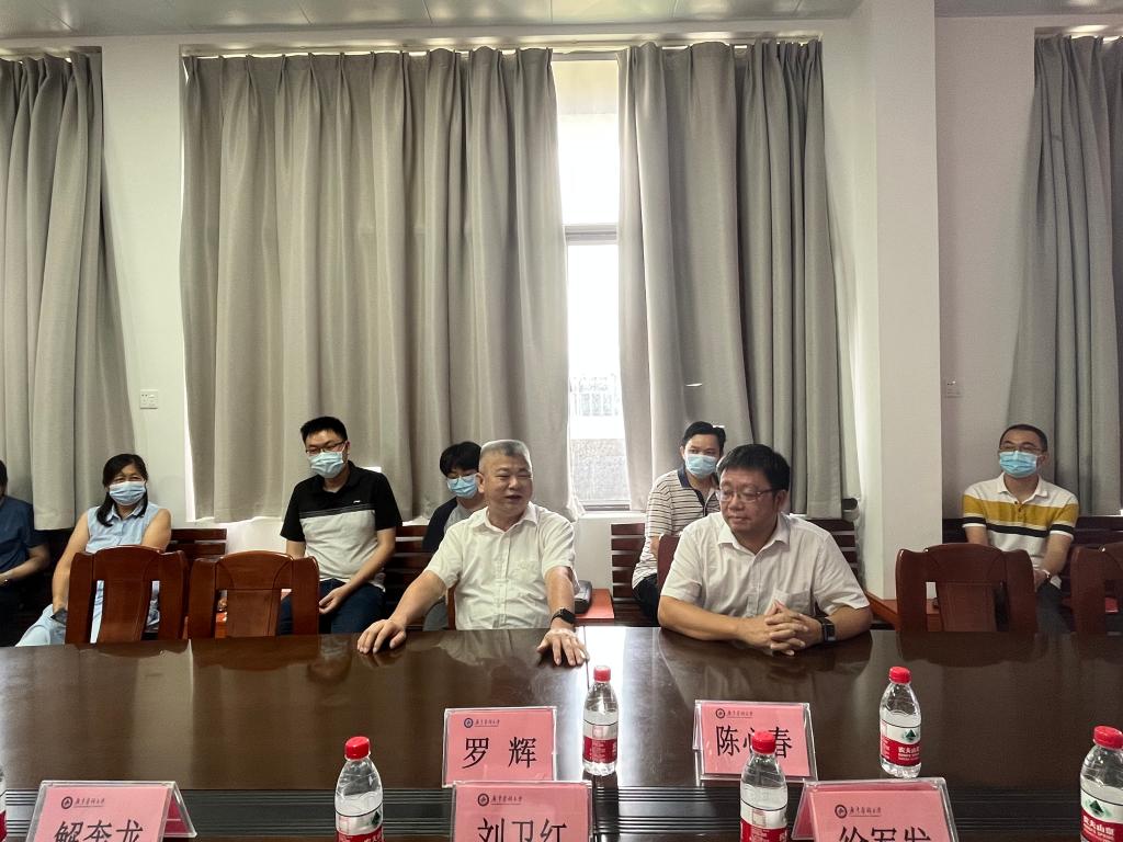 8289FEDA0B4BB09C69C9885D0AD_55D48D92_1AE65