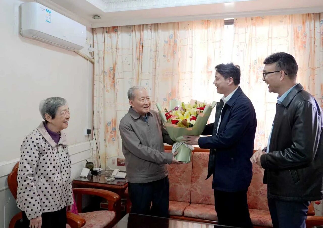 3E251D4294C58D9AD15EA31A9BC_E4EE1F4E_22FCD