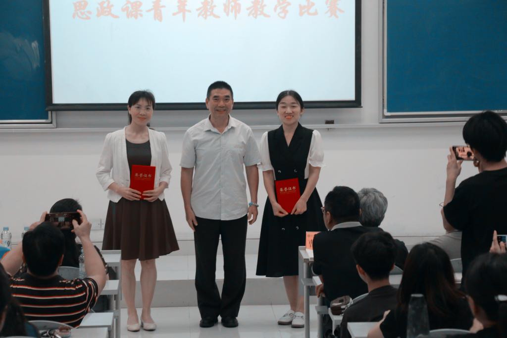 A8E3F4CF96654167CF106C7400D_71DA2450_EB9E A8E3F4CF96654167CF106C7400D_71DA2450_EB9E