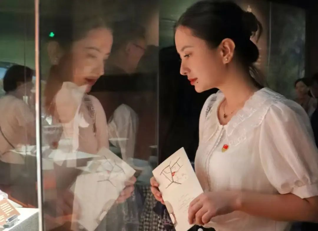 69D0D8905798F5837151F877EC1_04E87C61_1023B.jpg?e= ͼƬ