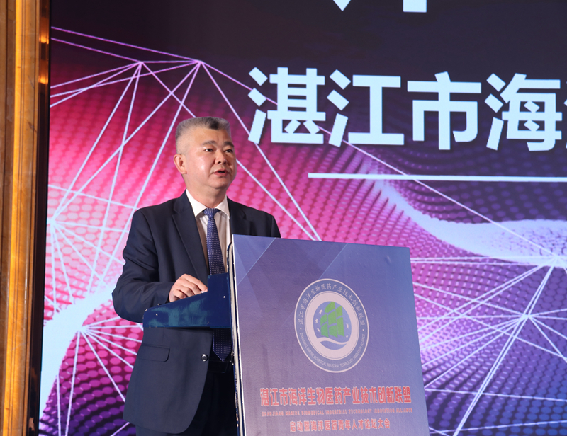 775365DEC54F1C181D46D97C2BB_EE44F310_9CFF7