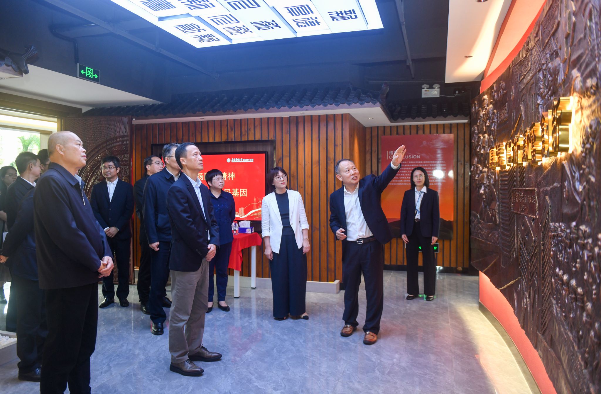 A4D7984B6E18AFED50598AD372C_98F57E54_58777