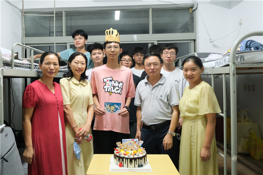 9FAA50DB3384B97DD7EDF190BF5_668188F3_25752 9FAA50DB3384B97DD7EDF190BF5_668188F3_25752