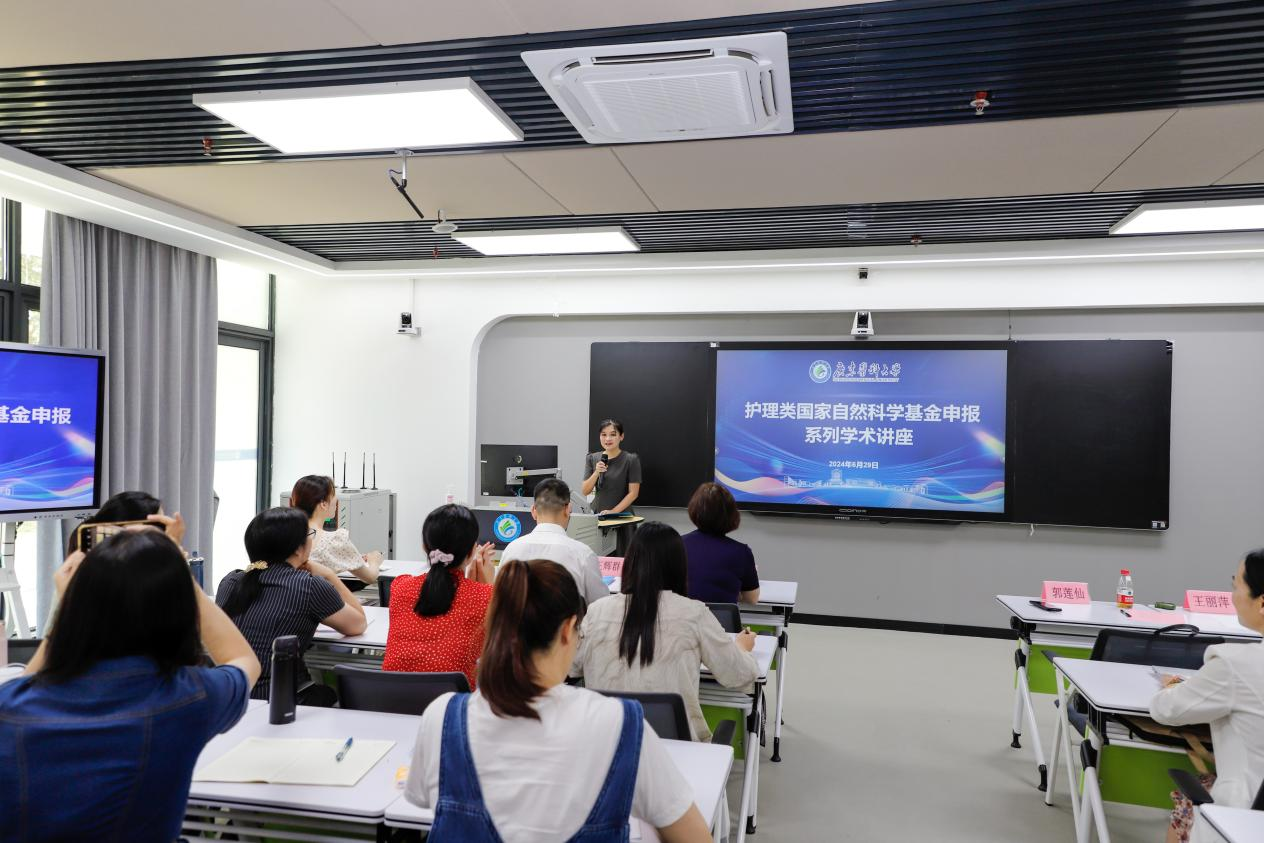 E4E7A01E89B0B744B90F8FB36AD_82726AF8_E3447 E3447