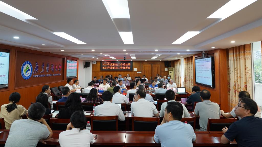 EBFE91515C1F2E3790D1098059D_EF8983FD_144A2 EBFE91515C1F2E3790D1098059D_EF8983FD_144A2