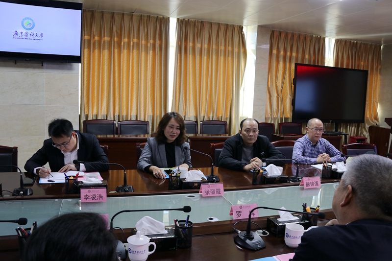 2D3E81BECCB9E10BFA79B39D4C9_AFD49374_52E30