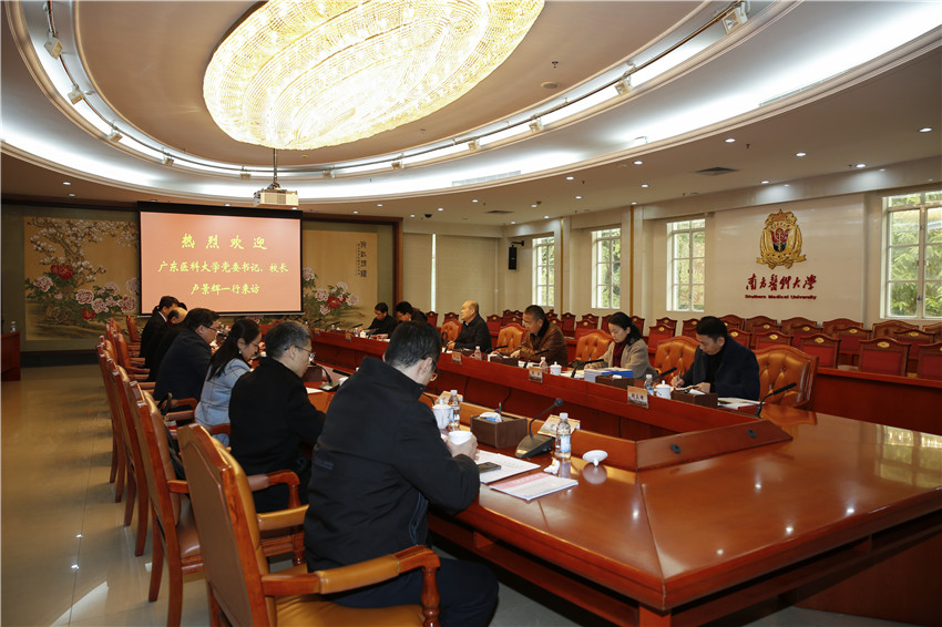 194E8603017588BF87EF5C096B6_C3A14AD4_2B327