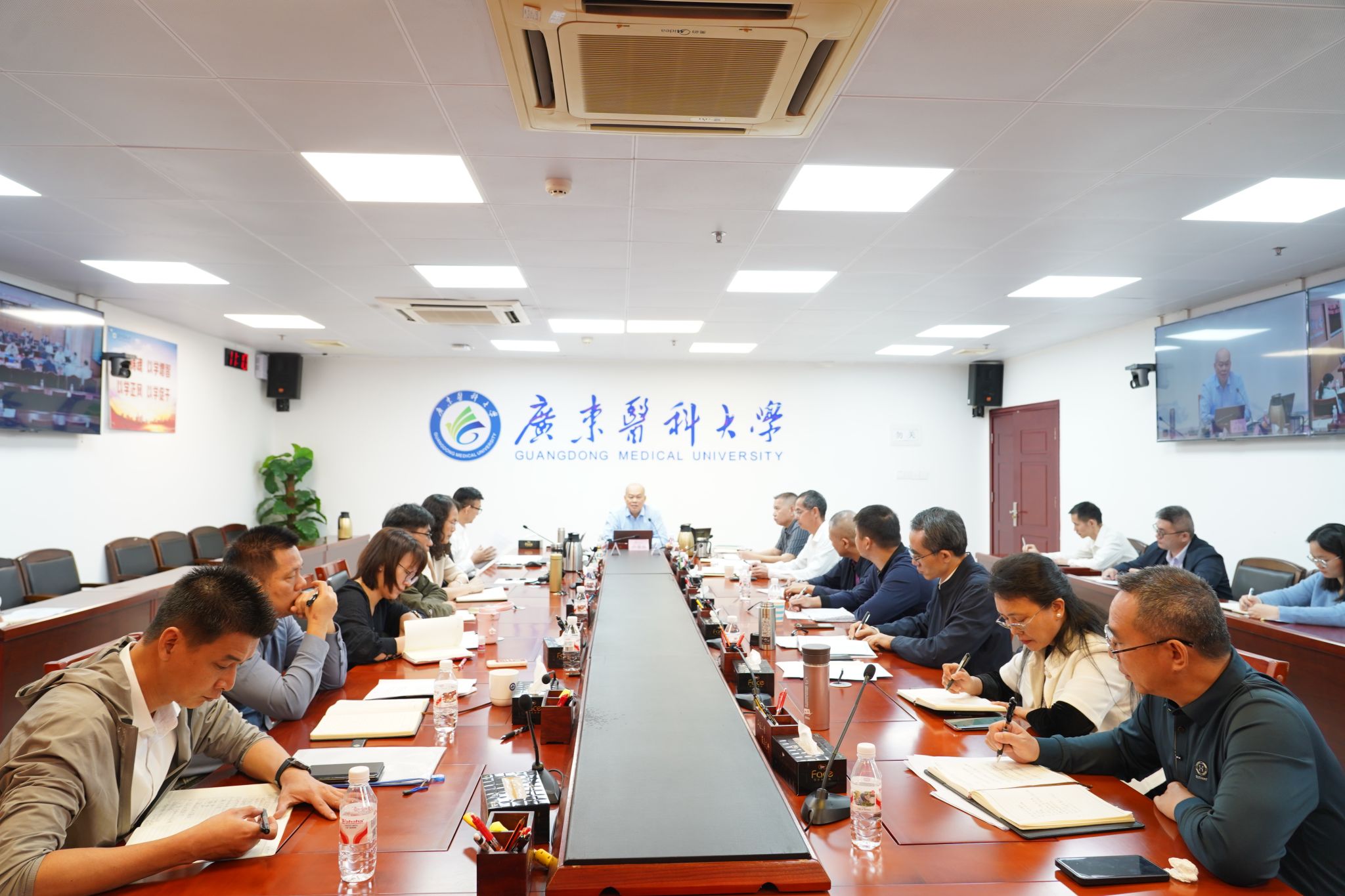 124D6D8A15518331F68B94A426C_3811D2CB_4C2F2