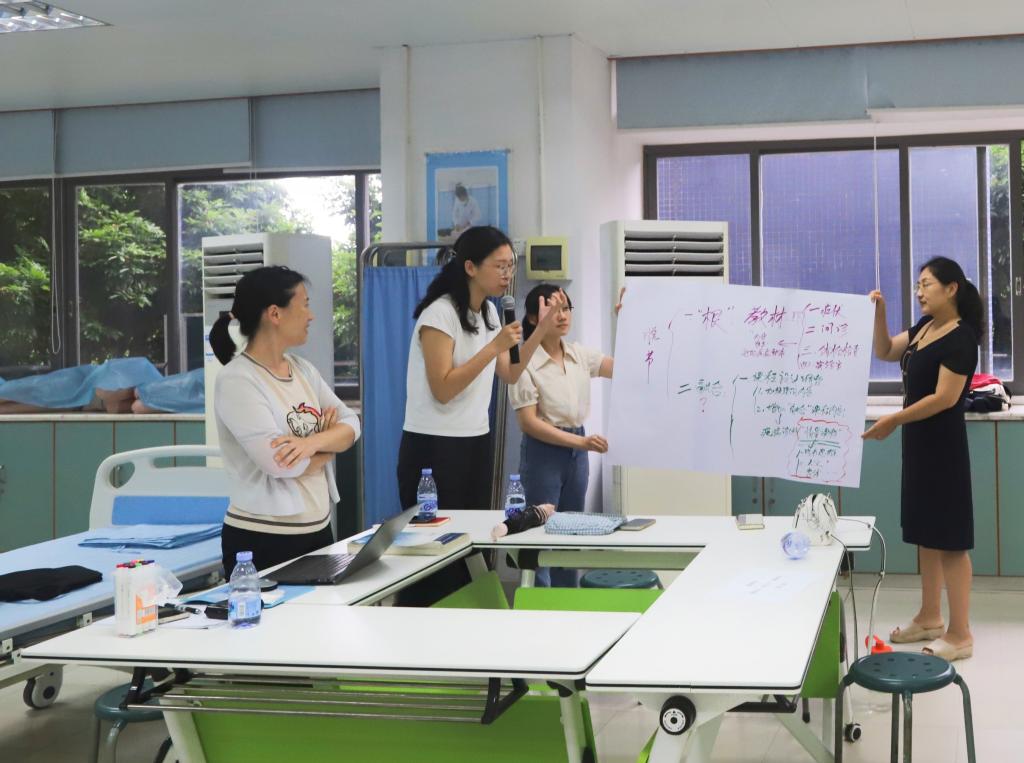 0D96C33CA56B550BCFCEA323B14_74723160_16CFD.jpg?e= 0D96C33CA56B550BCFCEA323B14_74723160_16CFD.jpg?e=