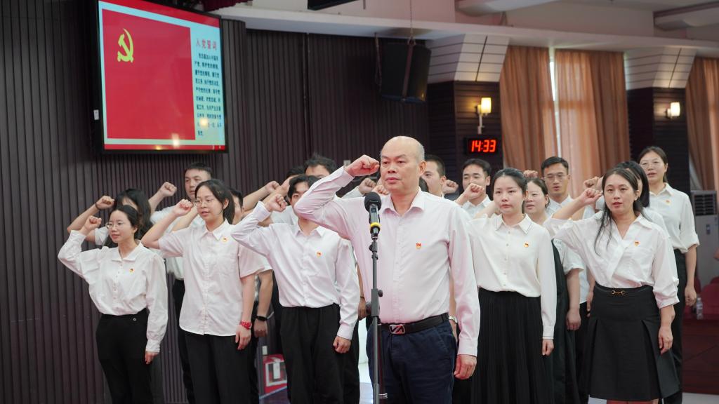 211D1BA93E7C001C36B69AFEE6D_EA5DE05E_129B1 211D1BA93E7C001C36B69AFEE6D_EA5DE05E_129B1