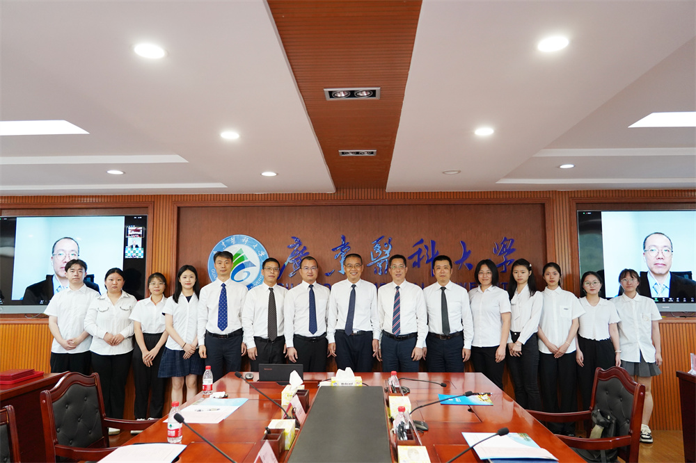 0431A9A54DA55D94630ECA1872B_8E2CD65A_4F231 0431A9A54DA55D94630ECA1872B_8E2CD65A_4F231