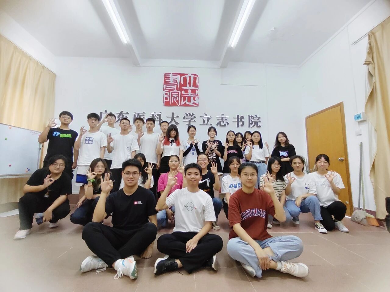 D70C5A37B34C24B94F0D5EAC2FC_1BDFE532_23999