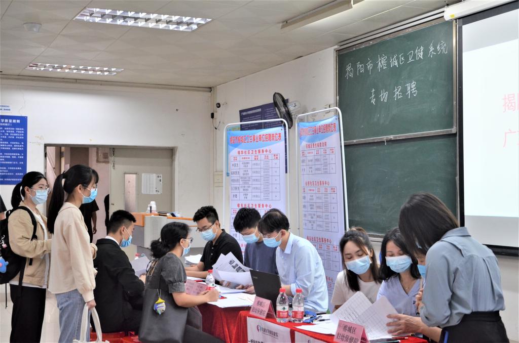 0BCA088F1A6250B34B5B876313B_D1113FCC_17E49