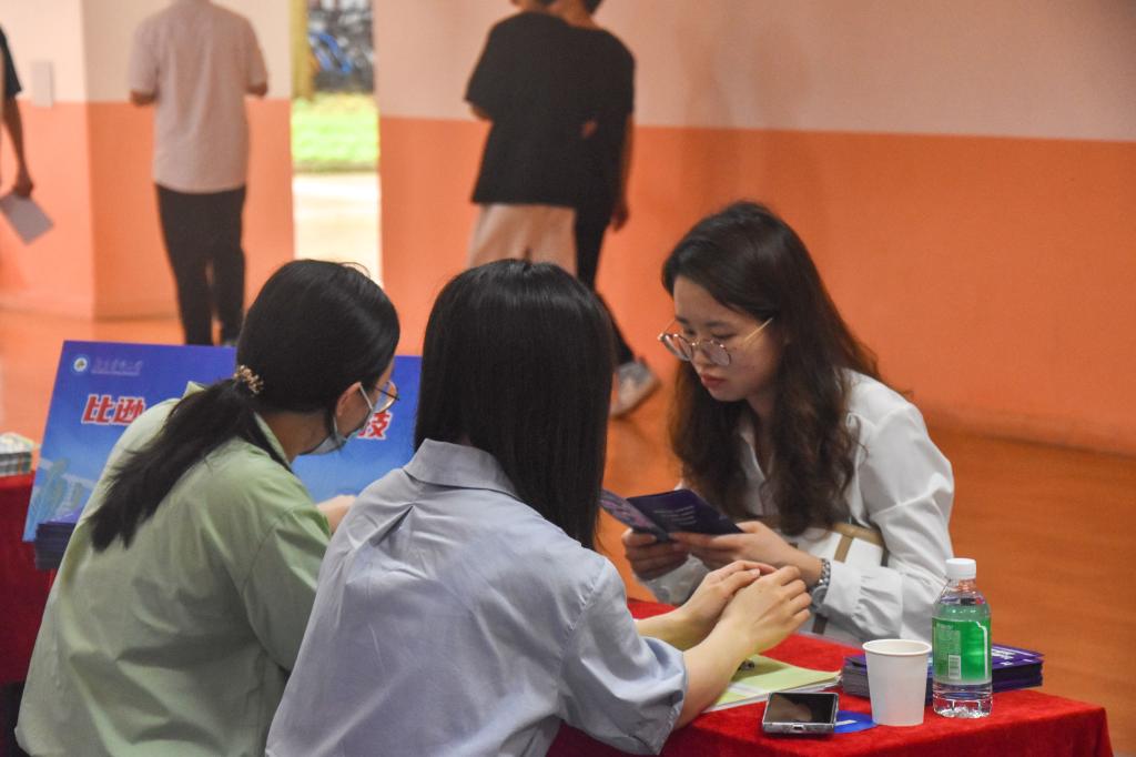 A14BFE3EFC1D9857BD7D8BCE602_935D0CA4_101A1 A14BFE3EFC1D9857BD7D8BCE602_935D0CA4_101A1