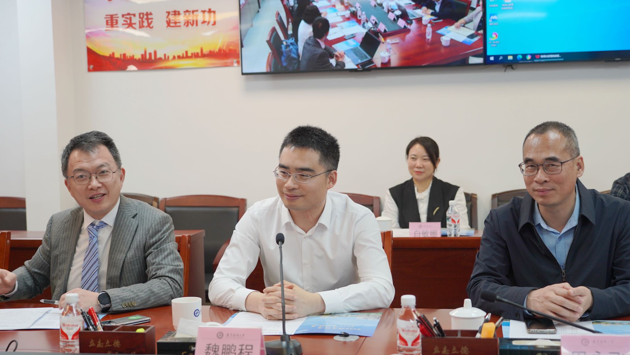 63FAA70E866B595B586AF484EE5_596B37C6_37E76 63FAA70E866B595B586AF484EE5_596B37C6_37E76