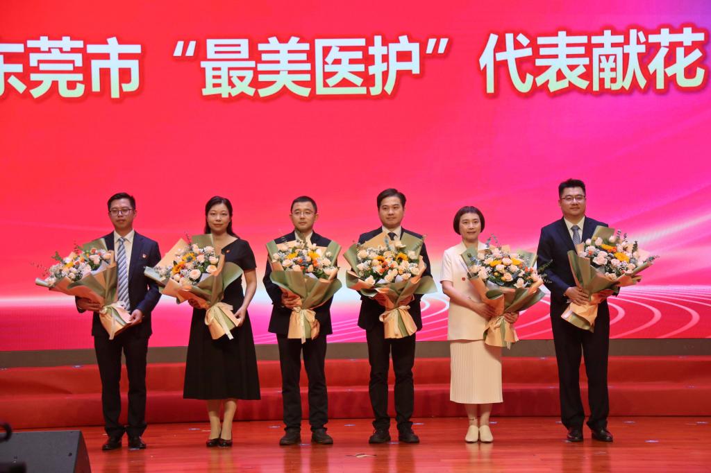 4580D89146DEE26D63E64F9DA7E_D24102AC_16666