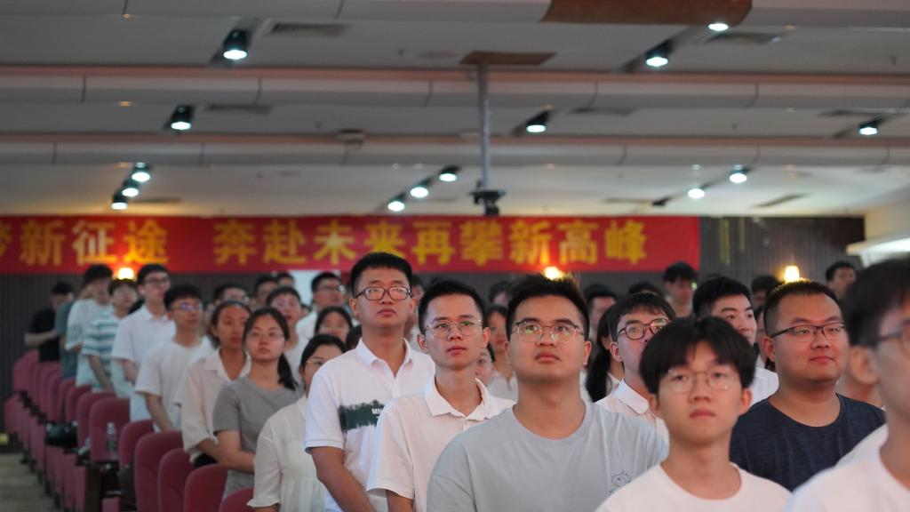 6FE665A94830A3BE9D9993F2C8C_7FEEED7B_E49D E49D