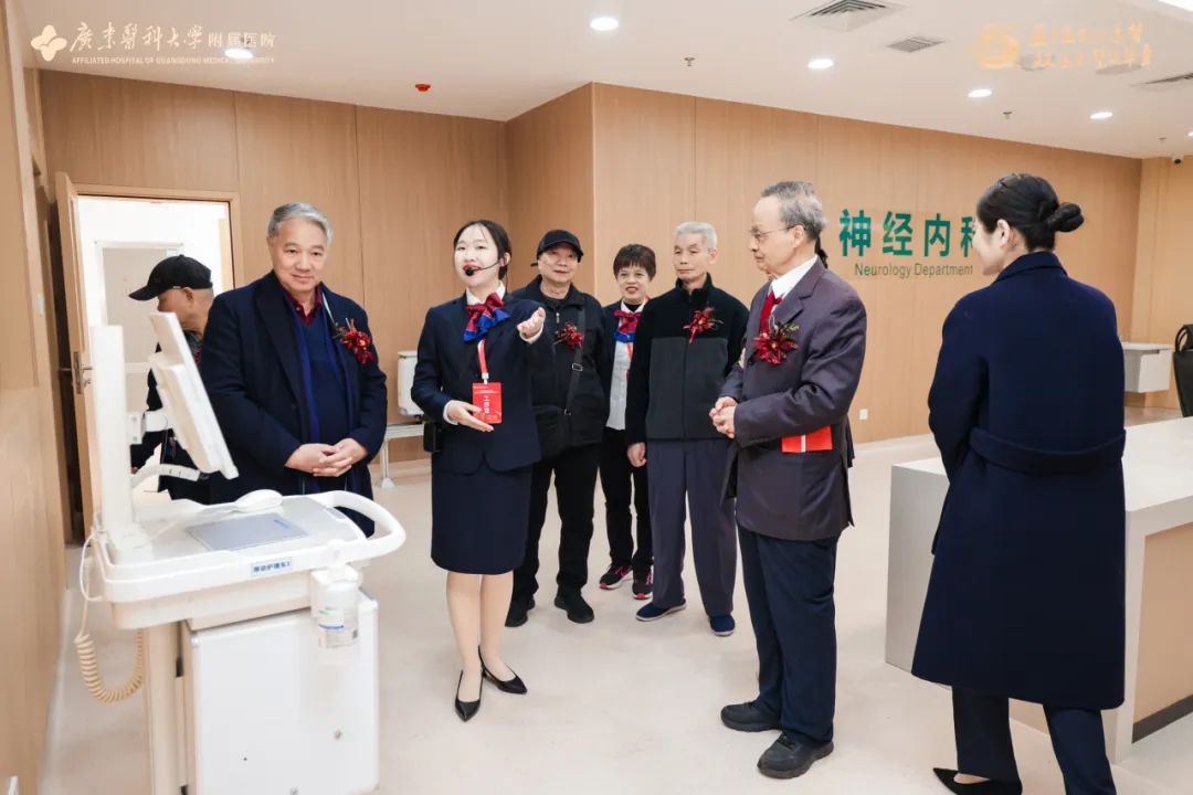 35BE46B81FB0F442416A3BDB4CF_EE786347_14DFA.jpg?e= ͼƬ