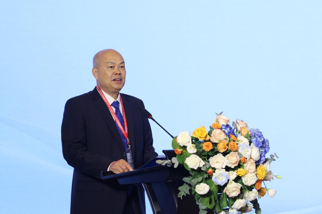 71E2F4F3164076814B8C2D3F08D_467C6817_D380