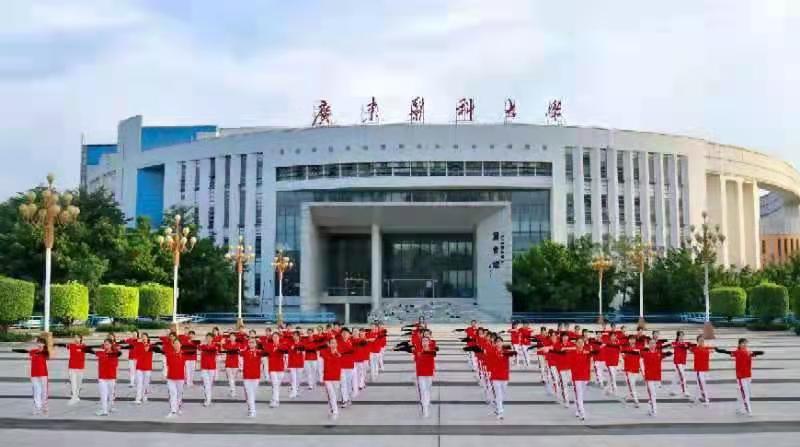 DB7FAB71697839C4CB72856281E_ED091031_D134