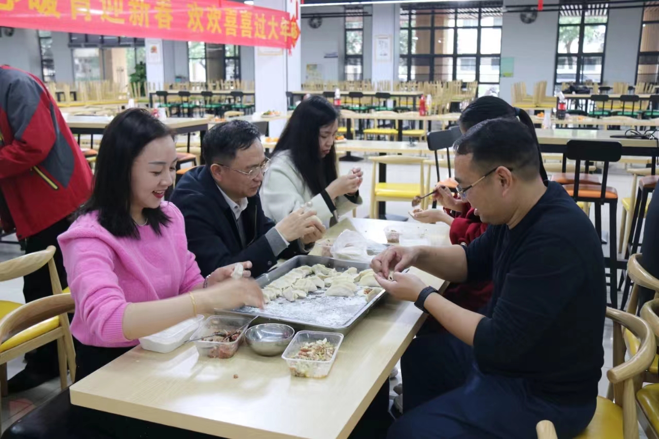 F04EEABC8E46AE3D7B36C96D63F_1C3FF512_985AD F04EEABC8E46AE3D7B36C96D63F_1C3FF512_985AD