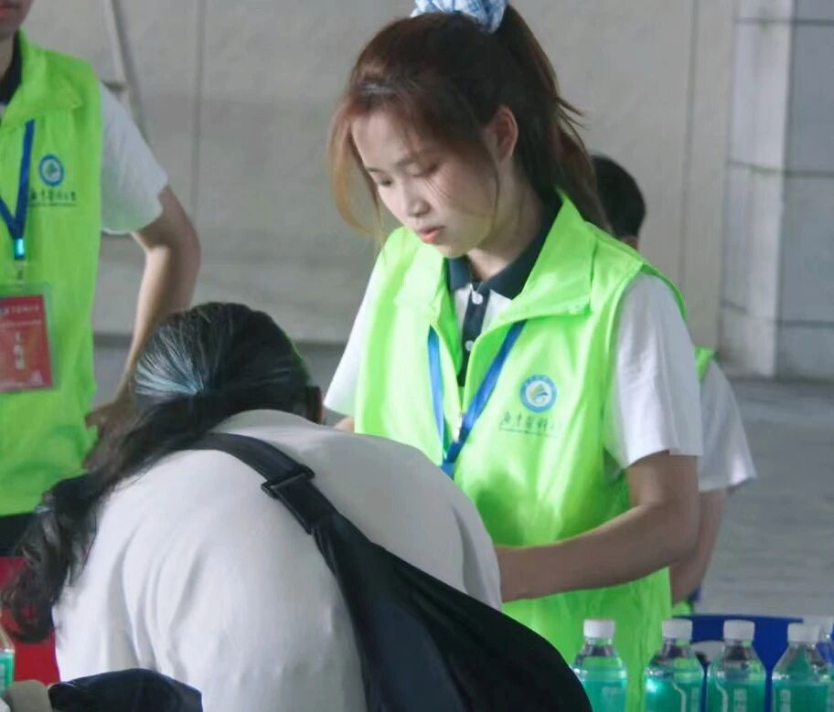 92950599B48EC44A67FFE4E29BC_5C0FBECD_101C8