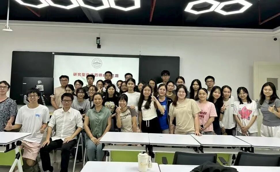 9DFA1894F80018697440D5A6D9A_5E9988B4_1912A