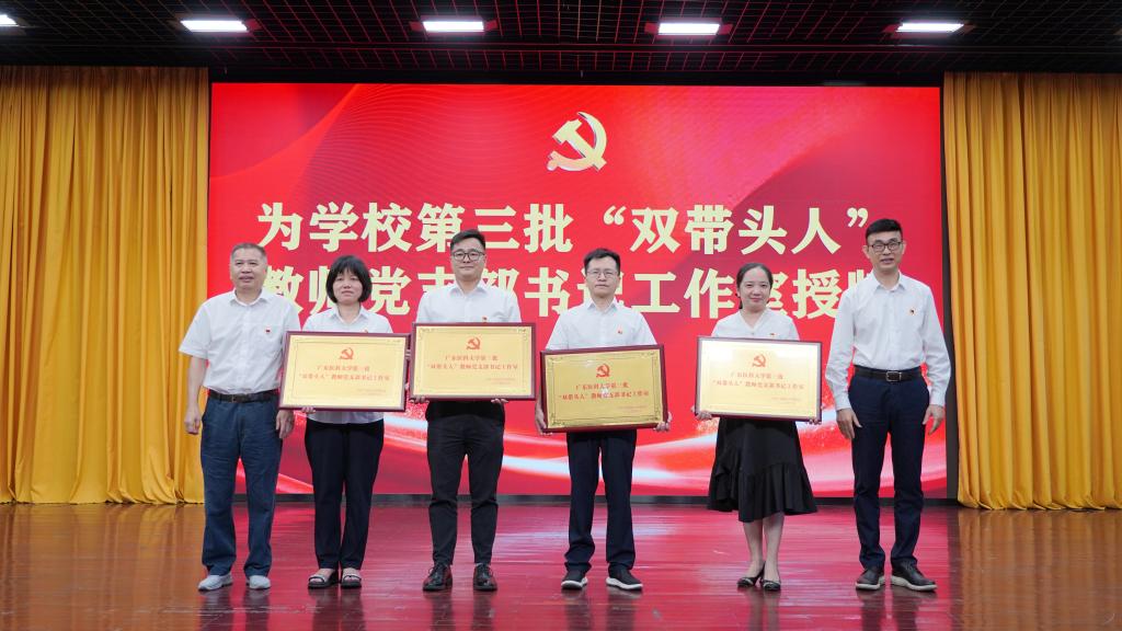 BD73297B0AD6274A658DDDA702C_AE904959_169D9 BD73297B0AD6274A658DDDA702C_AE904959_169D9