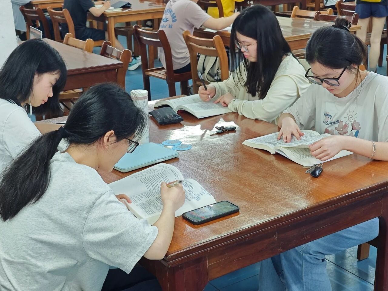 E464EEF2719588CA59B410FCB4B_6F7AA716_33A88