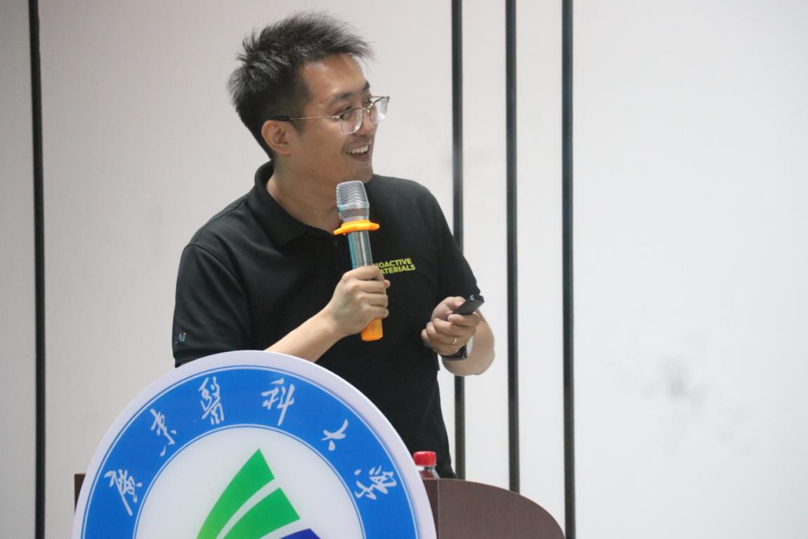 F8F97014701A2E586EF9C4FFE60_44FD3051_DF49