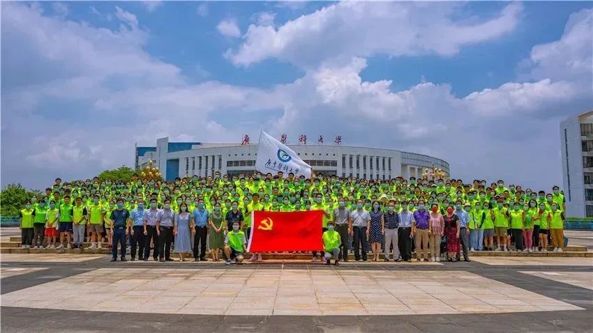 5A3E8B9079F2B83EF6961F6E1E8_FFF52568_12F1B