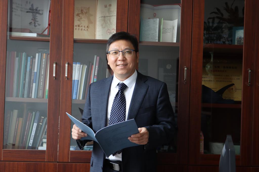 1FDEEEB52D724F9EDE028813971_FDBBB1A5_1142E