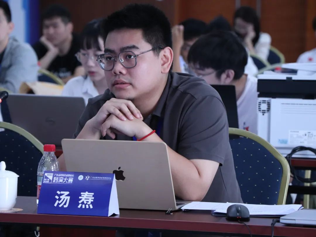 7978E68113C9F21E9C4170D3BFC_871B97F9_13EC6