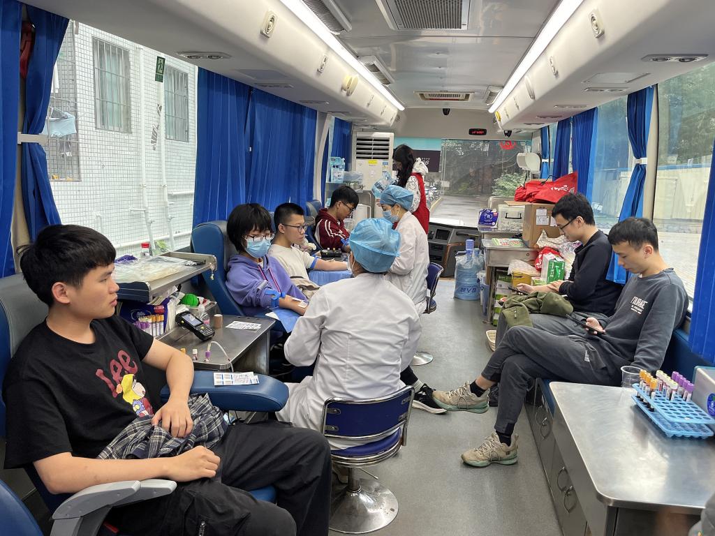 EFA01D441CD5395A11712925683_81F0FBBA_23F6F